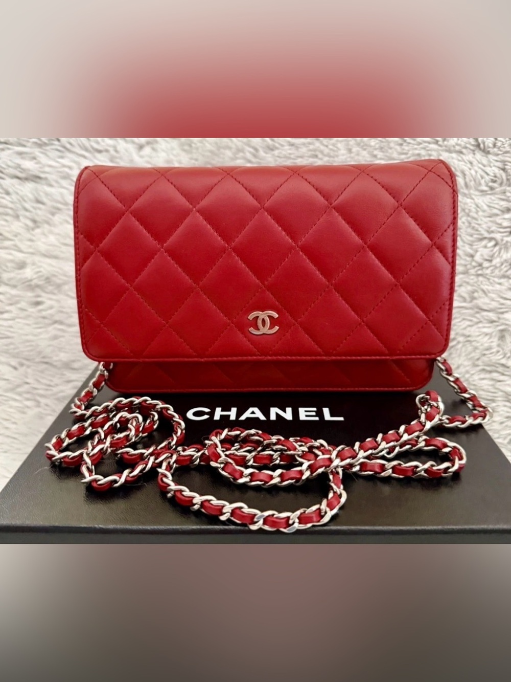 CHANEL WOC Wallet On Chain Lambskin Red